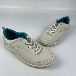 Ecco Arizona Women's Size 38 EU 7/7.5 US Casual Sneakers Cream